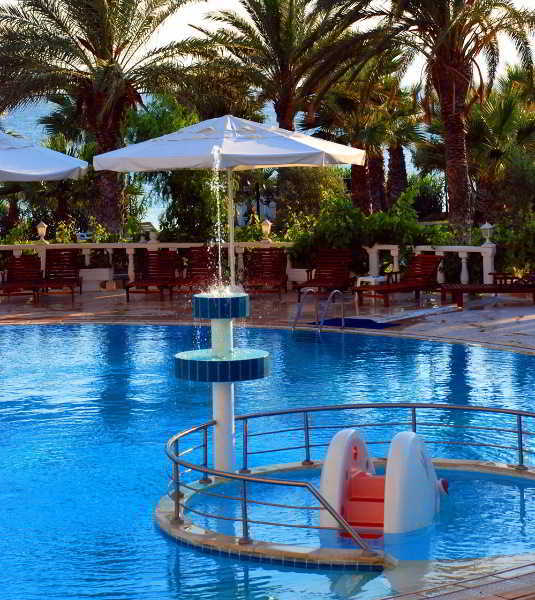 Cesme Palace Resort Exterior foto